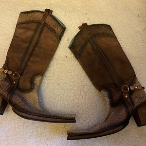 Woman’s Charro Boots